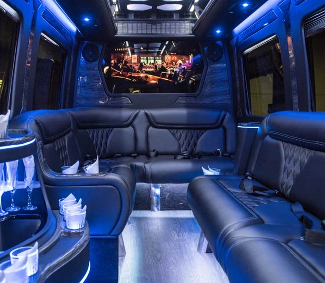 bachelorette party limo Brampton, ON